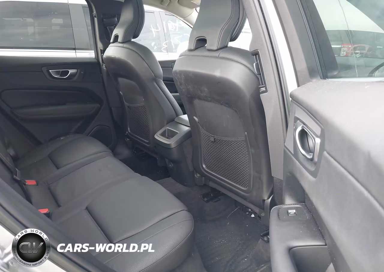 2023 Volvo Xc60 B5 Plus Bright Theme VIN:YV4L12RN2P1332740 - 8