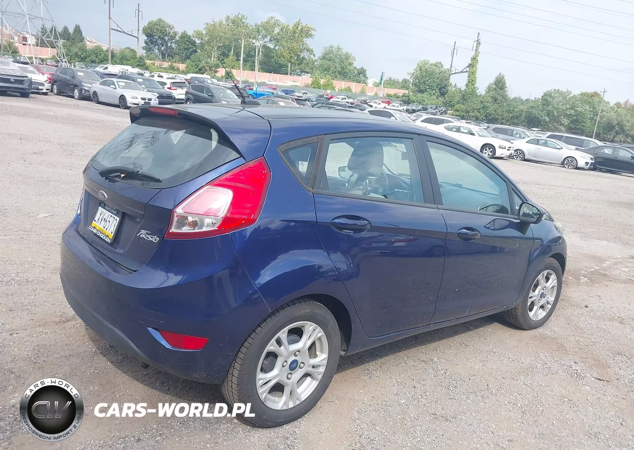 2016 Ford Fiesta Se VIN:3FADP4EJ6GM141996 - 4