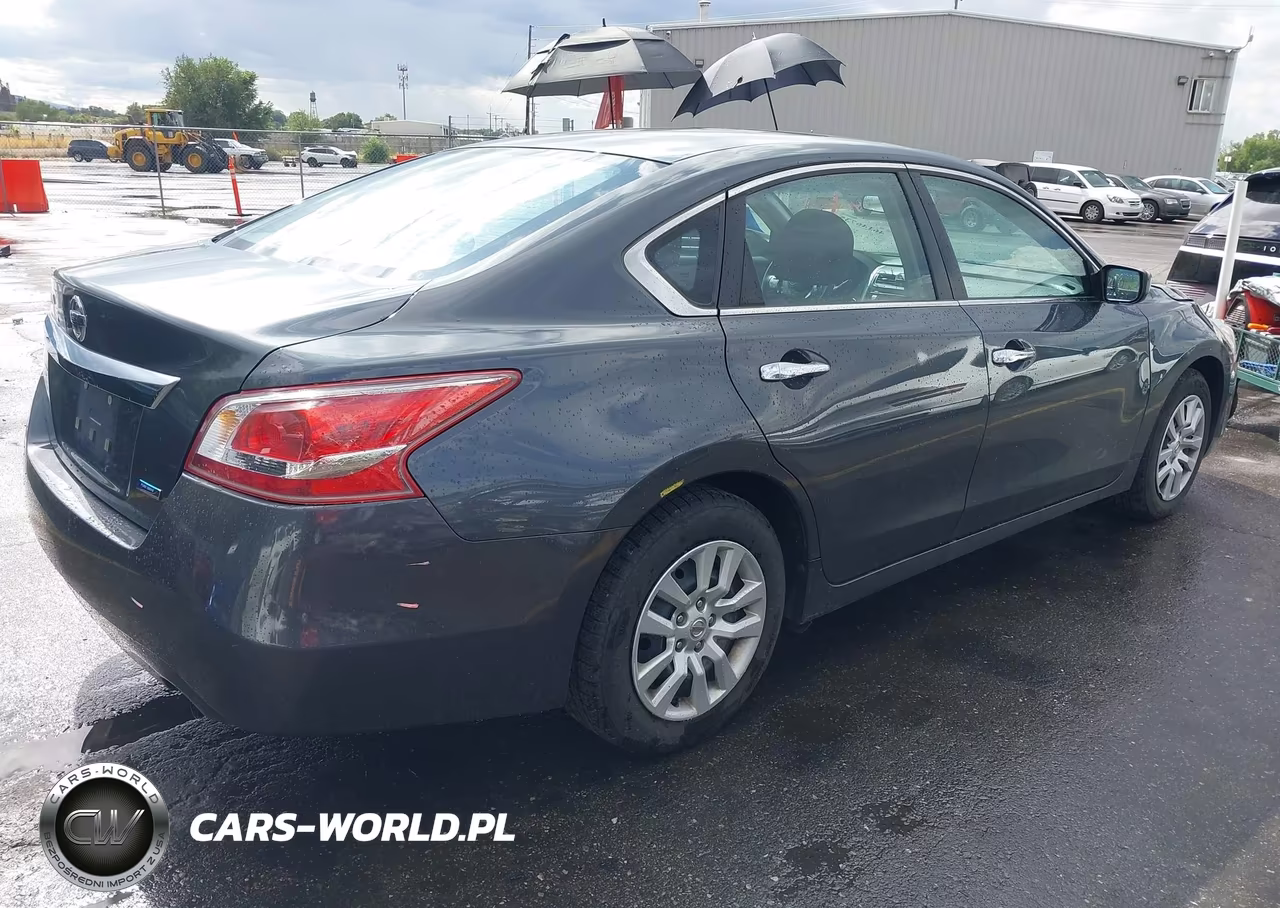 2013 Nissan Altima 2.5 VIN:1N4AL3AP1DC206897 - 4