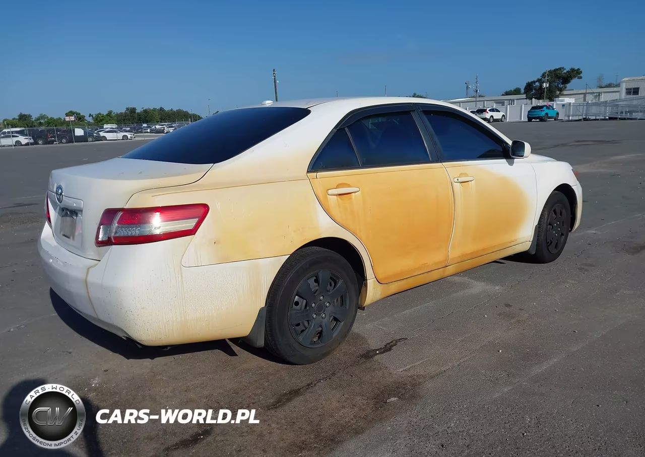 2011 Toyota Camry VIN:4T1BF3EK5BU694579 - 4