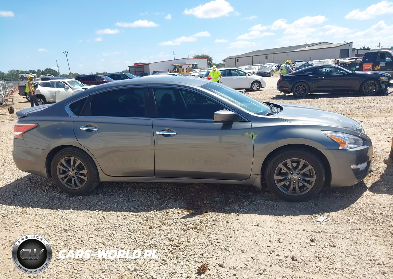 2015 Nissan Altima 2.5 S VIN:1N4AL3AP1FN404998 - 14