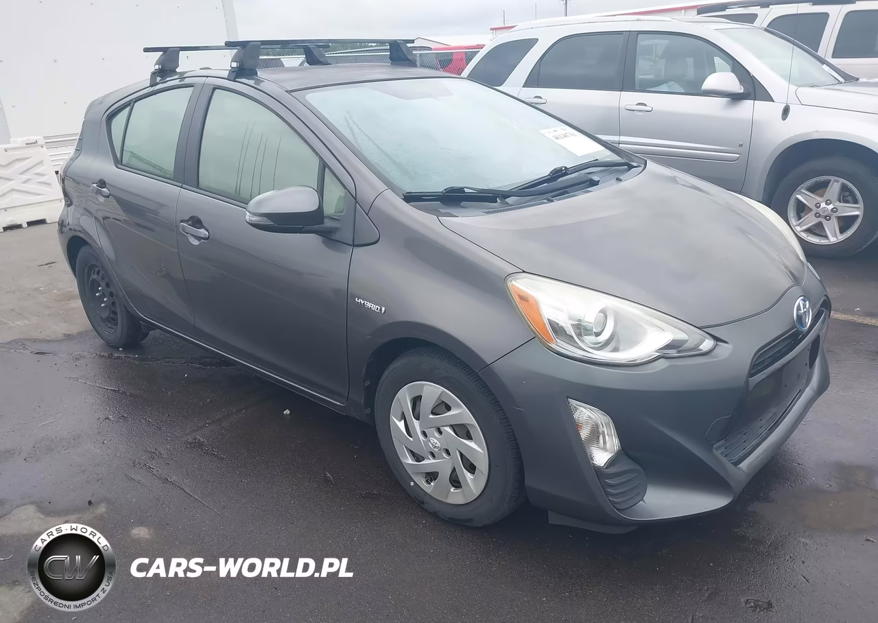 2016 Toyota Prius C Two
