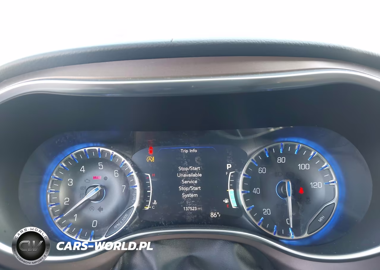 2018 Chrysler Pacifica Touring L Plus VIN:2C4RC1EG4JR226656 - 7