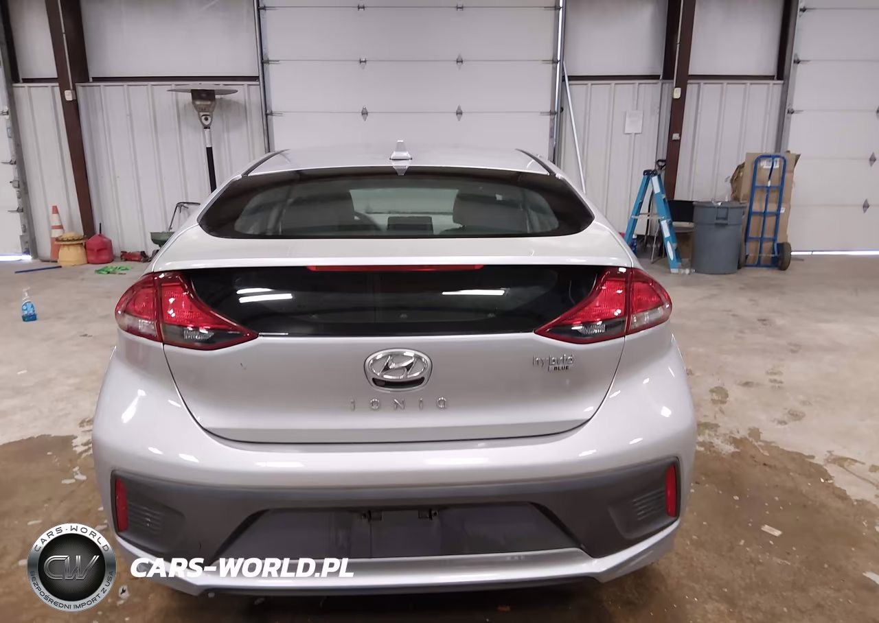 2020 Hyundai Ioniq Hybrid Blue VIN:KMHC65LC9LU220681 - 17