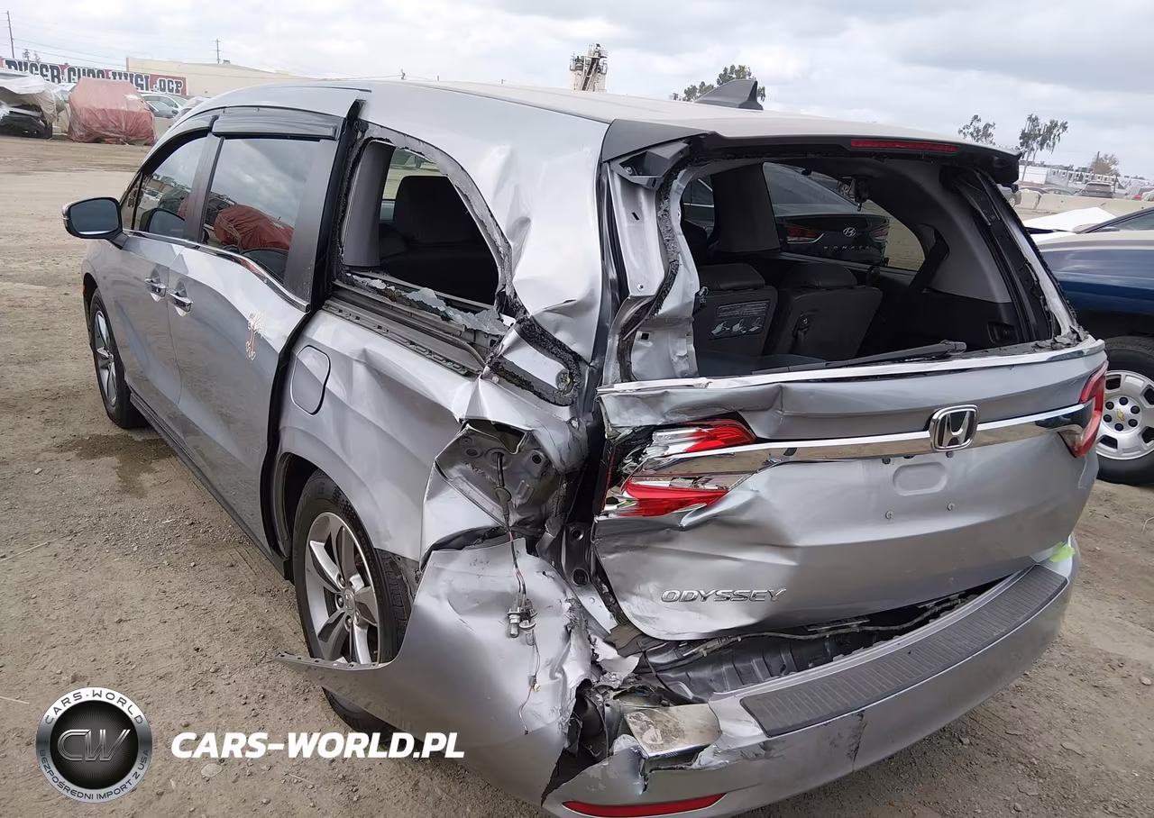 2018 Honda Odyssey Ex-L VIN:5FNRL6H7XJB054301 - 3