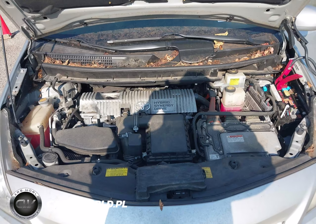 2012 Toyota Prius V Three VIN:JTDZN3EU8C3154755 - 10