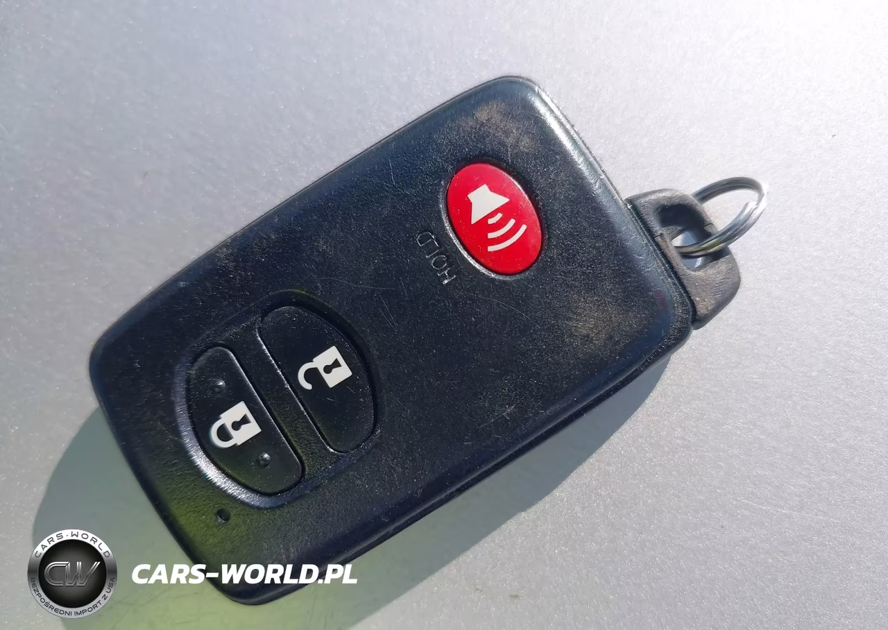 2012 Toyota Prius V Three VIN:JTDZN3EU8C3154755 - 11
