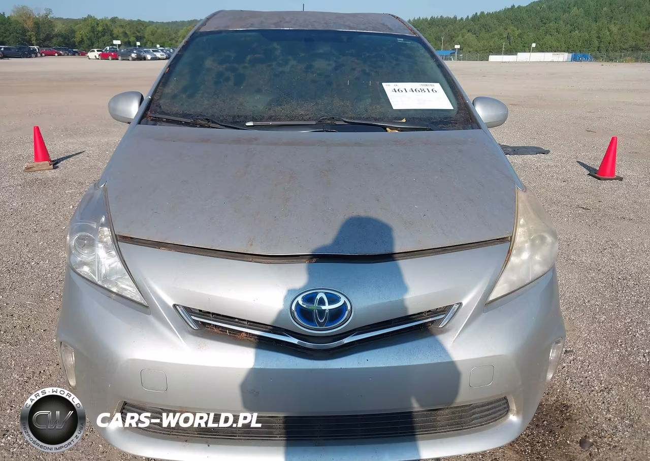 2012 Toyota Prius V Three VIN:JTDZN3EU8C3154755 - 13