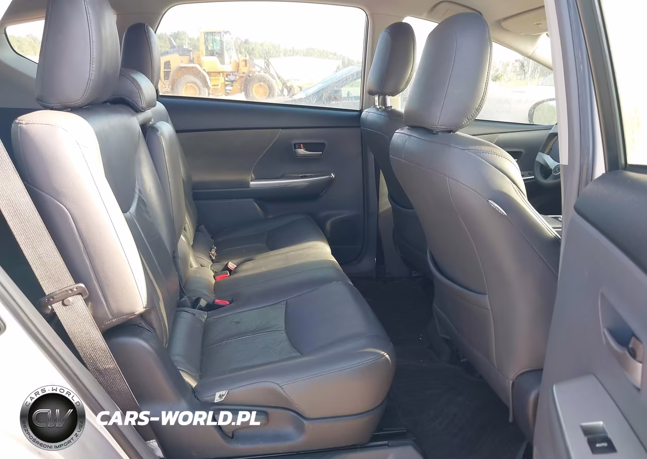 2012 Toyota Prius V Three VIN:JTDZN3EU8C3154755 - 8