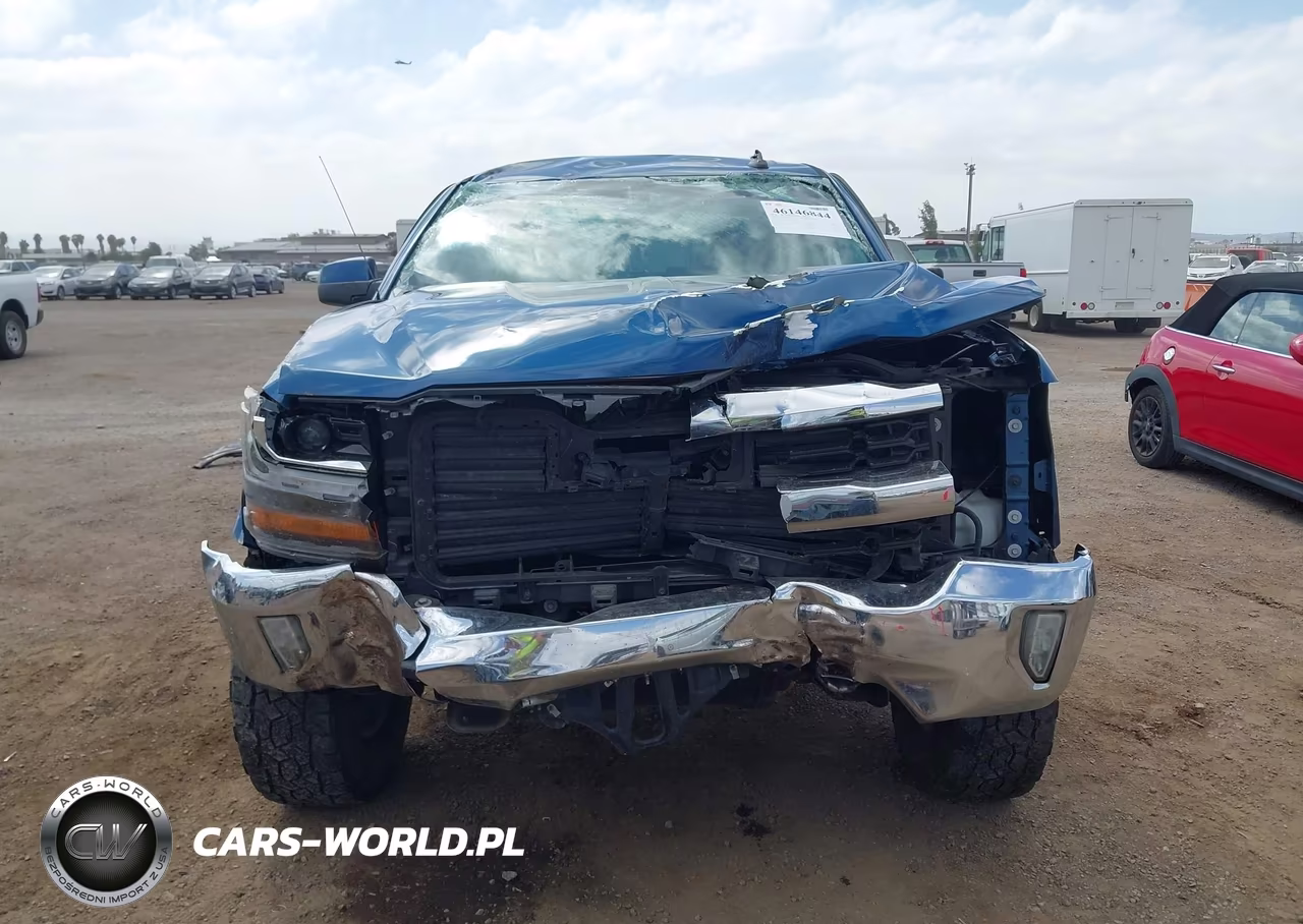 2018 Chevrolet Silverado 1500 1Lt VIN:3GCPCREC0JG414163 - 13