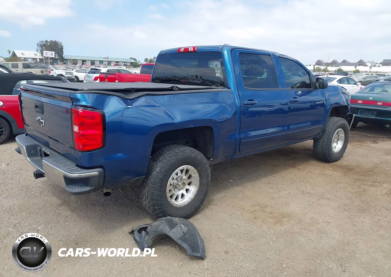 2018 Chevrolet Silverado 1500 1Lt VIN:3GCPCREC0JG414163 - 4
