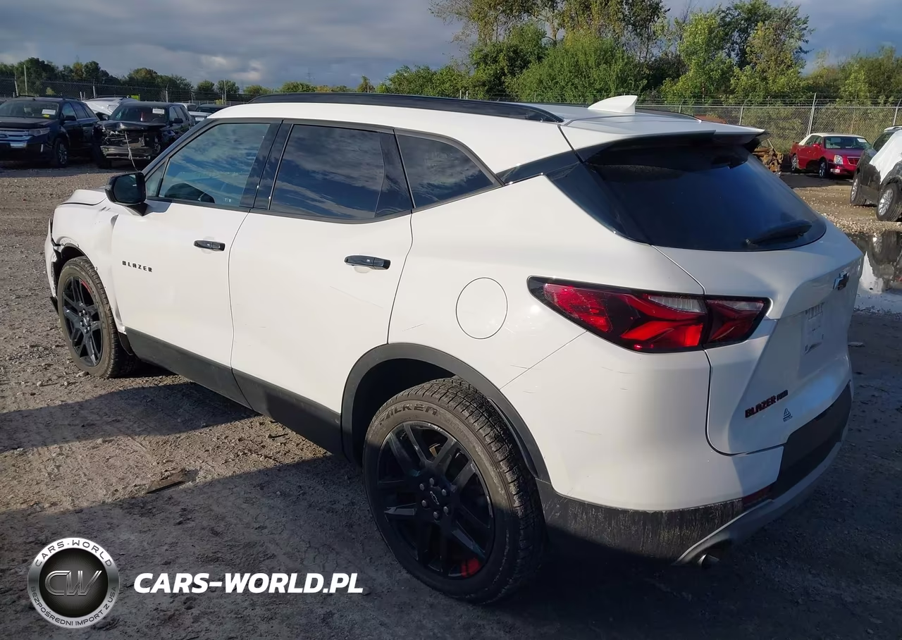 2021 Chevrolet Blazer Lt VIN:3GNKBHRSXMS537647 - 3