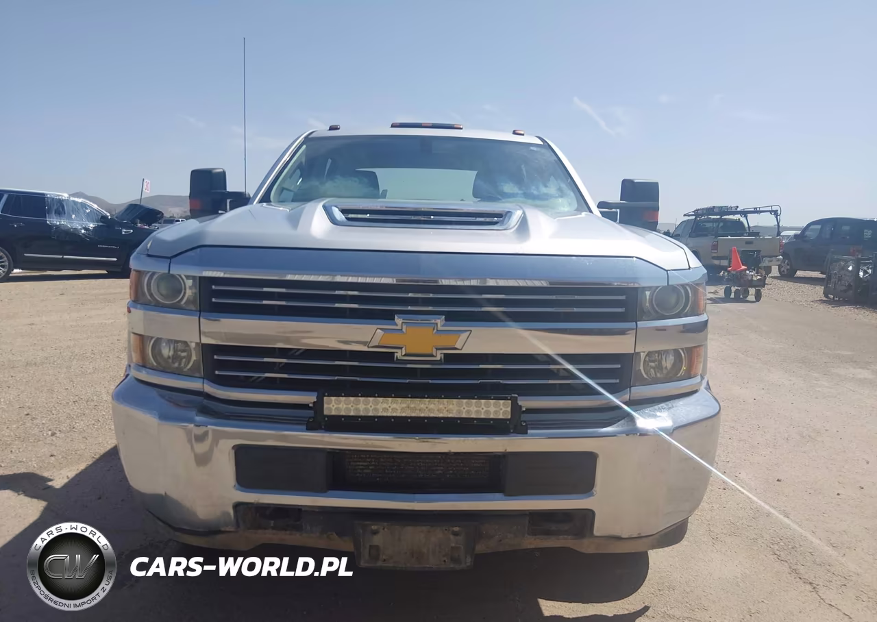 2017 Chevrolet Silverado K3500 VIN:1GC4KYCY5HF226748 - 13
