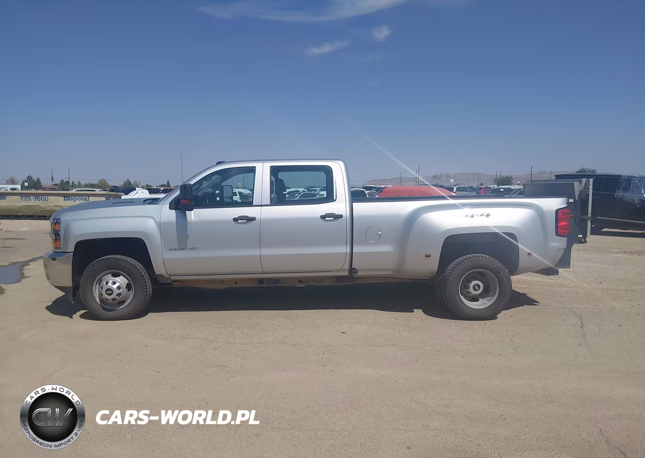 2017 Chevrolet Silverado K3500 VIN:1GC4KYCY5HF226748 - 15