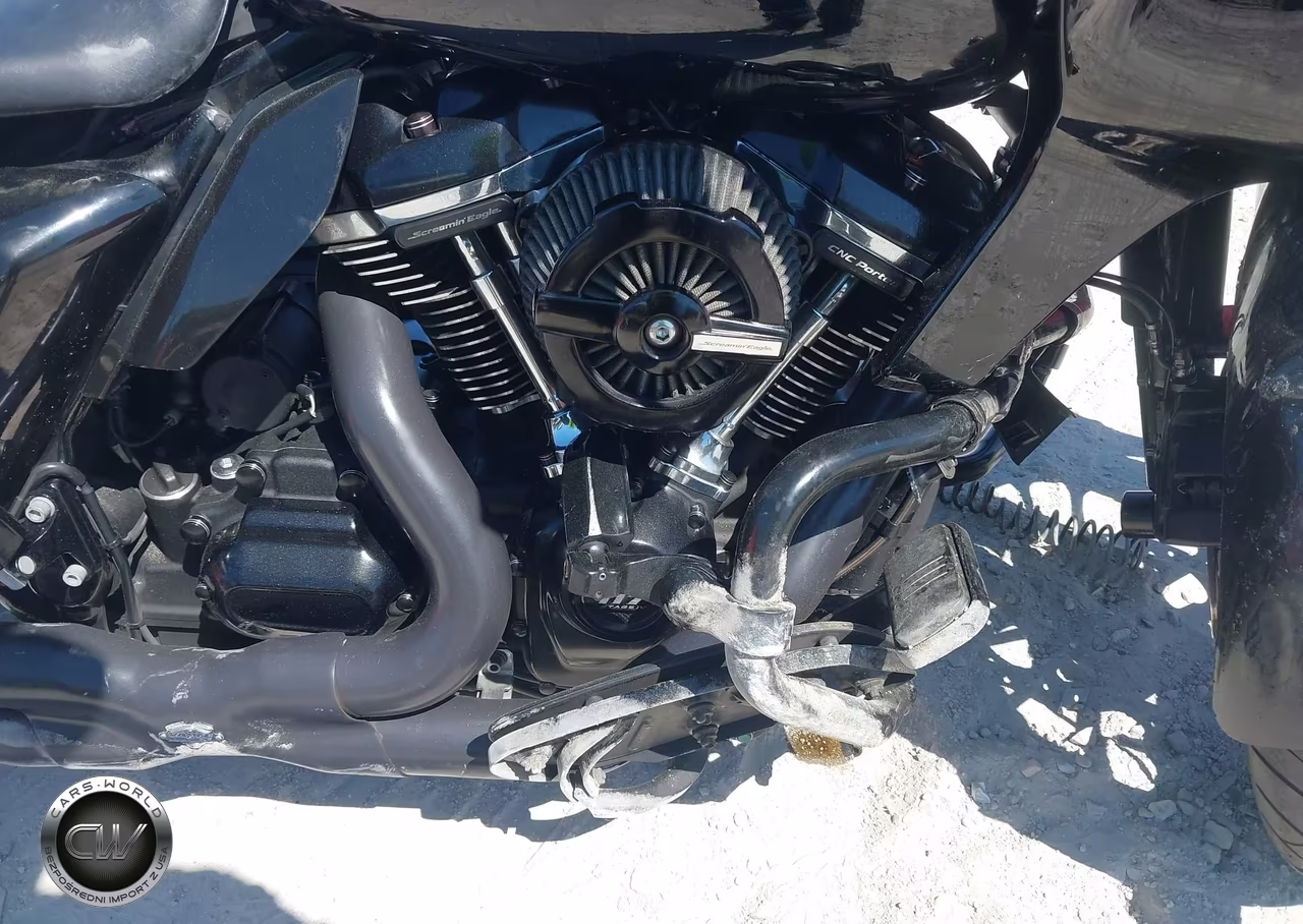 2019 Harley-Davidson Fltrxs VIN:1HD1KTP15KB656795 - 8