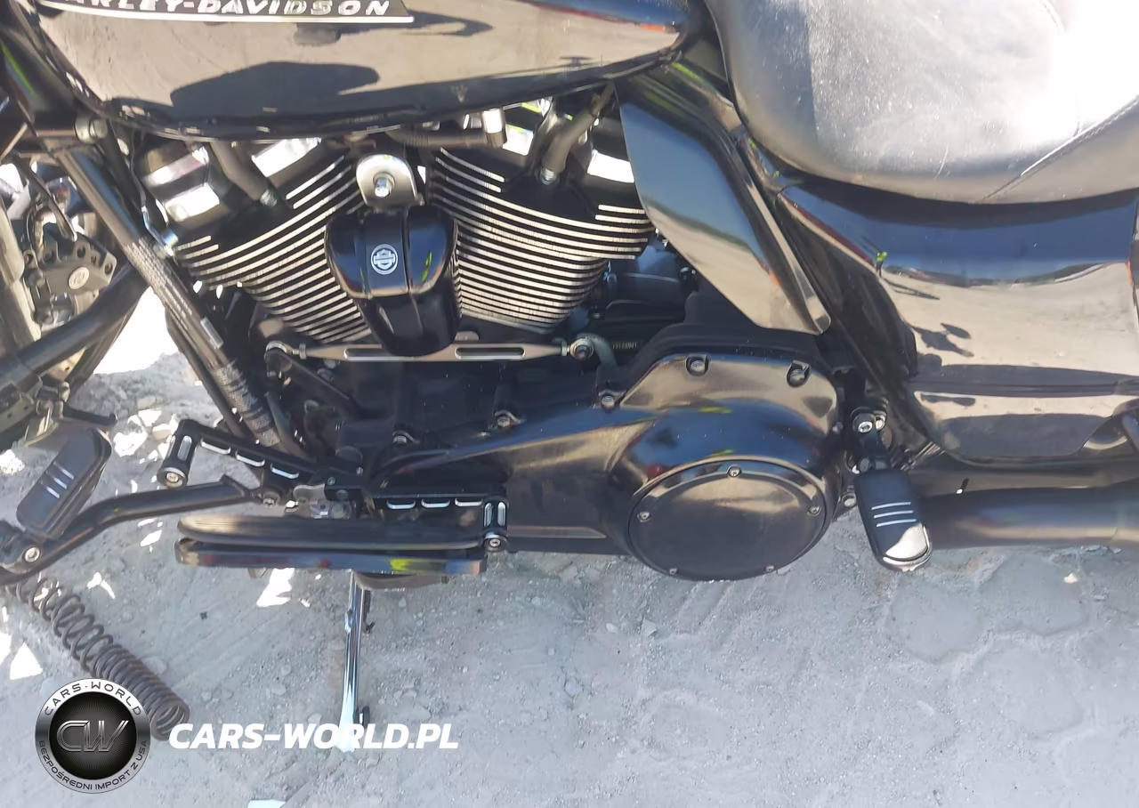 2019 Harley-Davidson Fltrxs VIN:1HD1KTP15KB656795 - 9