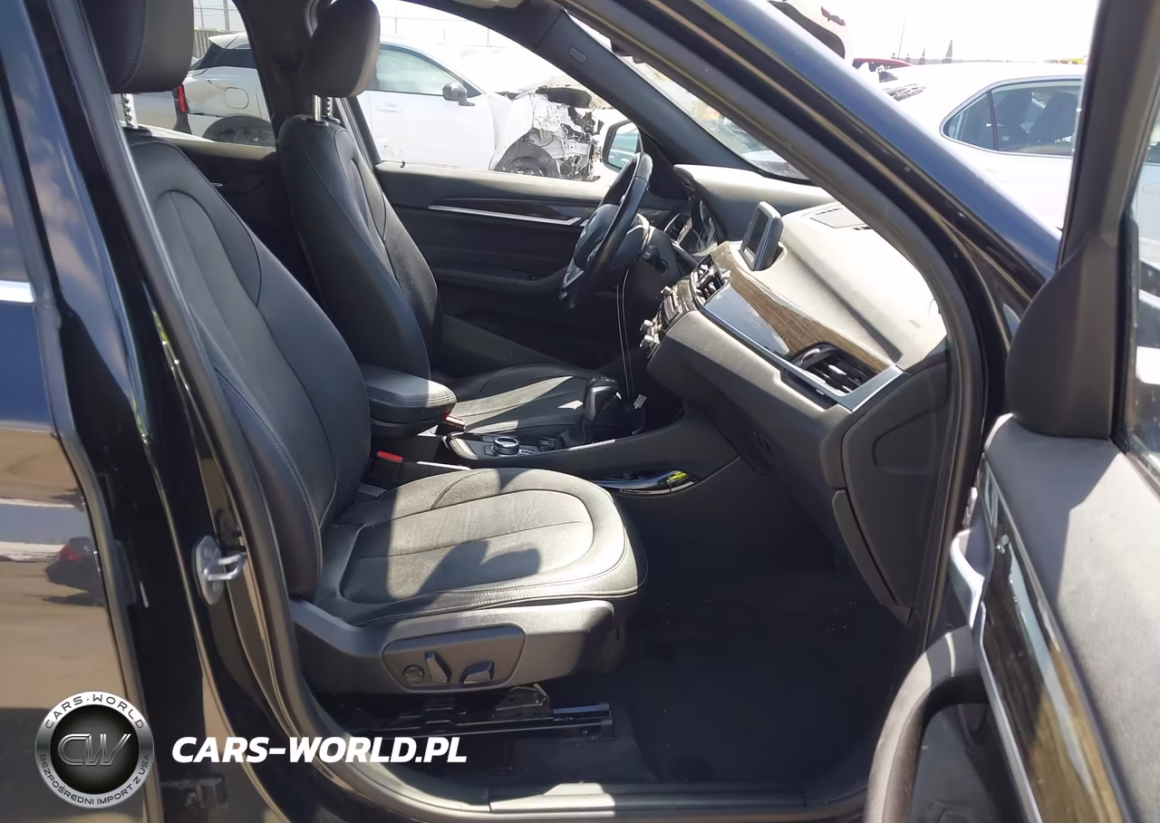 2016 BMW X1 xDrive28I VIN:WBXHT3Z3XG4A47635 - 5
