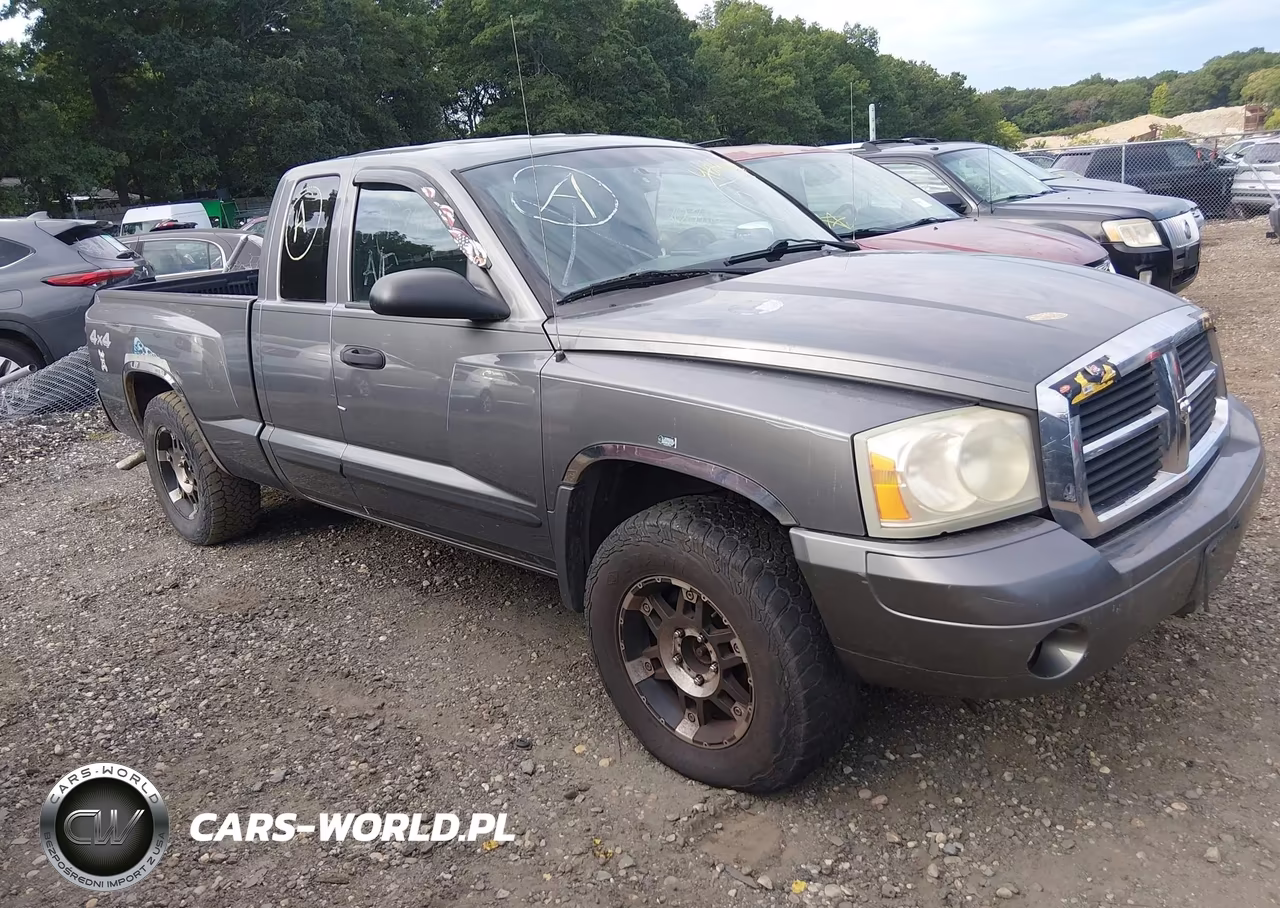 2005 Dodge Dakota Laramie VIN:1D7HW52N95S170639 - 1