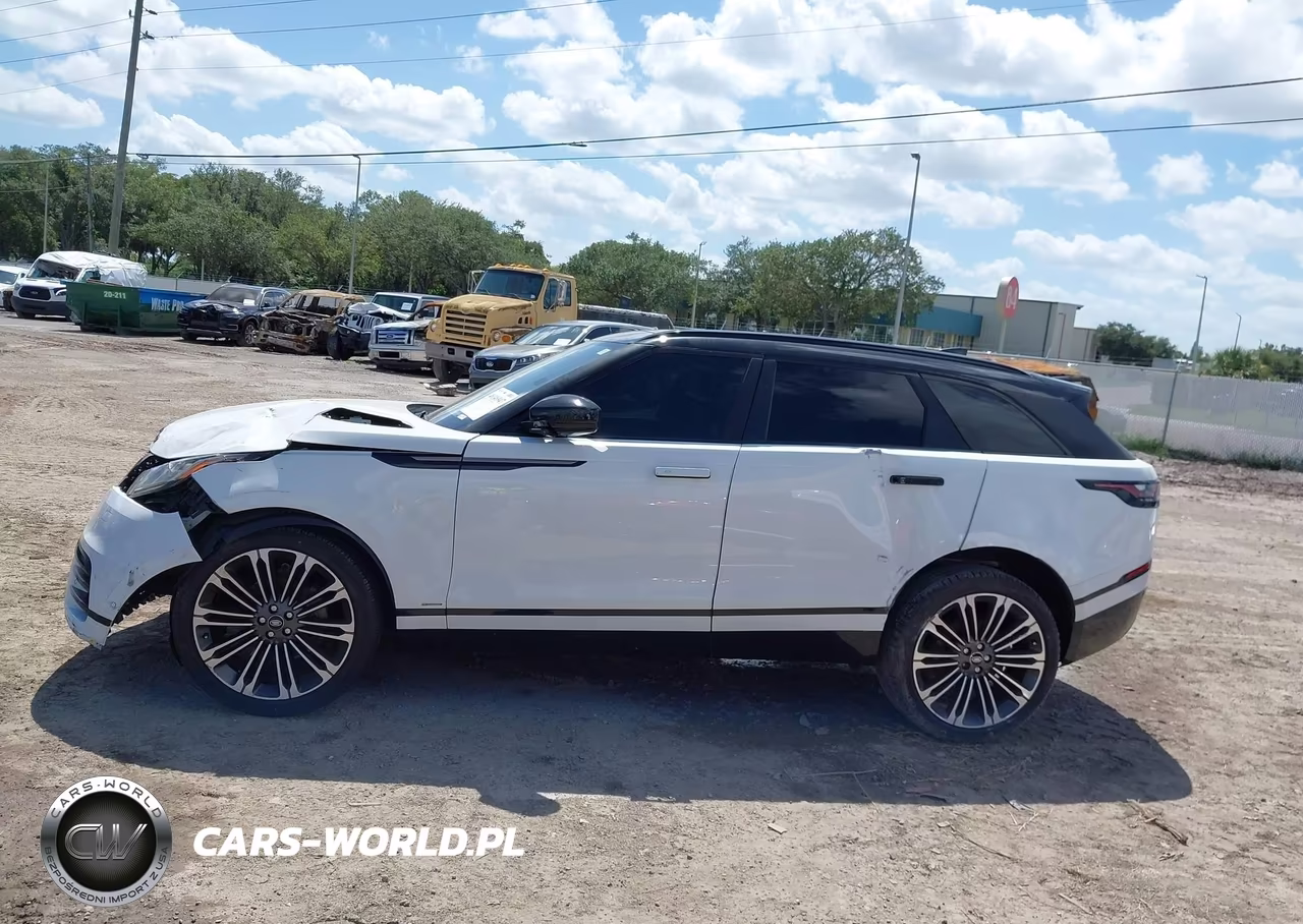 2019 Land Rover Range Rover Velar P250 R-Dynamic Se VIN:SALYL2EX1KA779751 - 14
