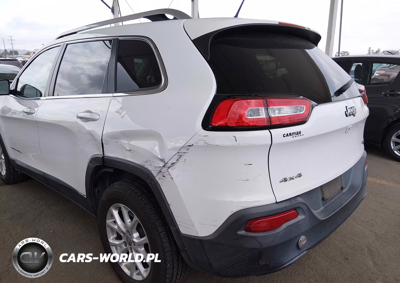 2015 Jeep Cherokee Latitude VIN:1C4PJMCB5FW687630 - 13