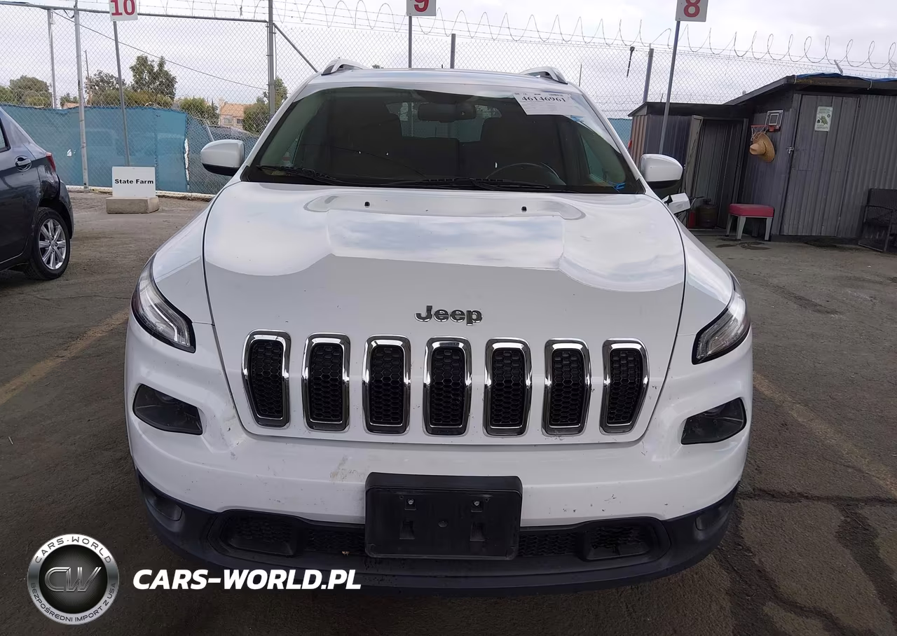 2015 Jeep Cherokee Latitude VIN:1C4PJMCB5FW687630 - 15