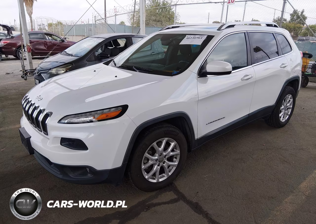 2015 Jeep Cherokee Latitude VIN:1C4PJMCB5FW687630 - 2