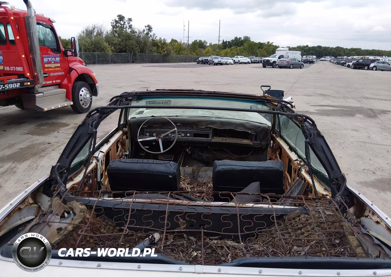 1967 Pontiac Bonneville VIN:262677R112751 - 4