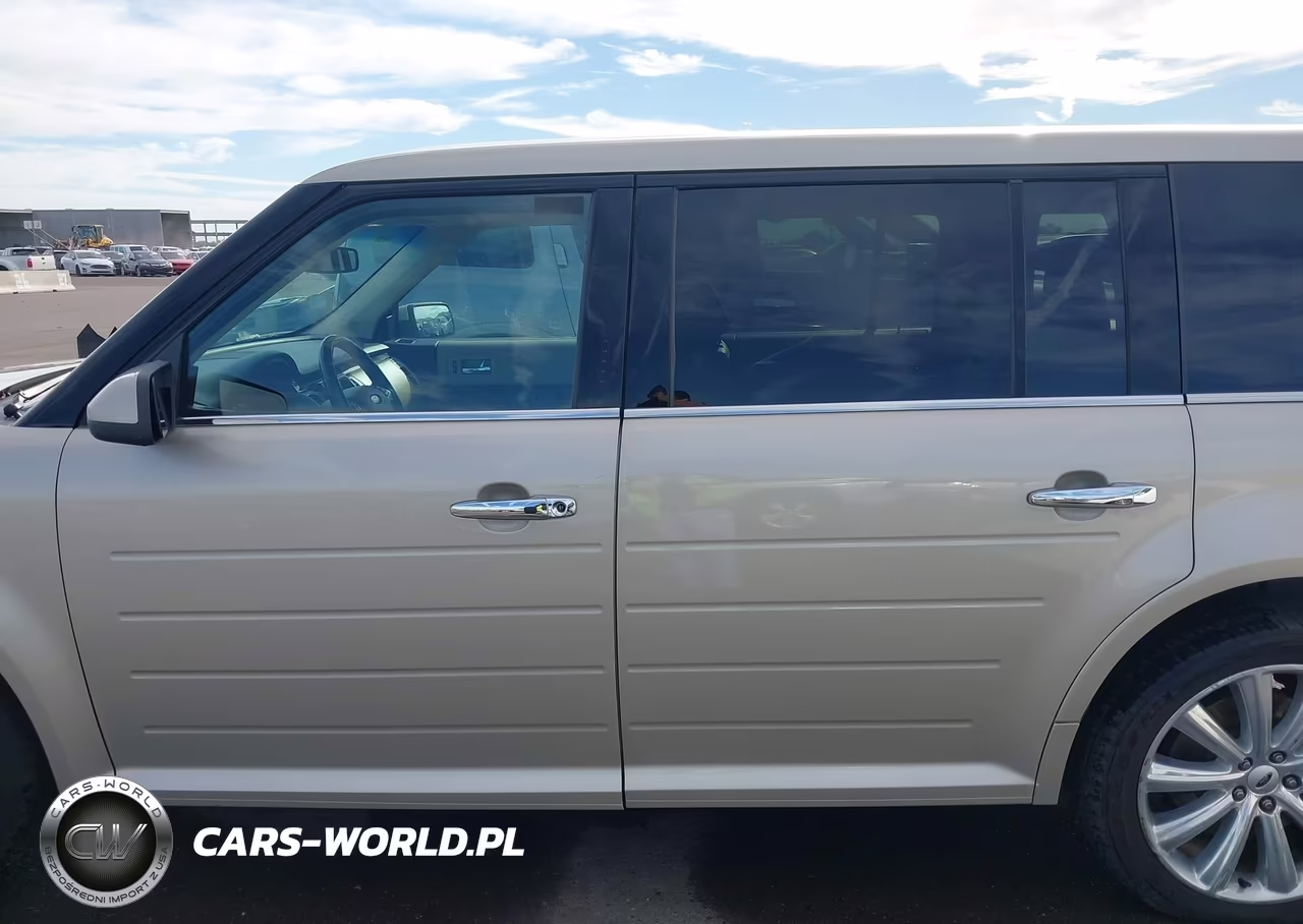 2018 Ford Flex Limited VIN:2FMHK6DT1JBA13694 - 15