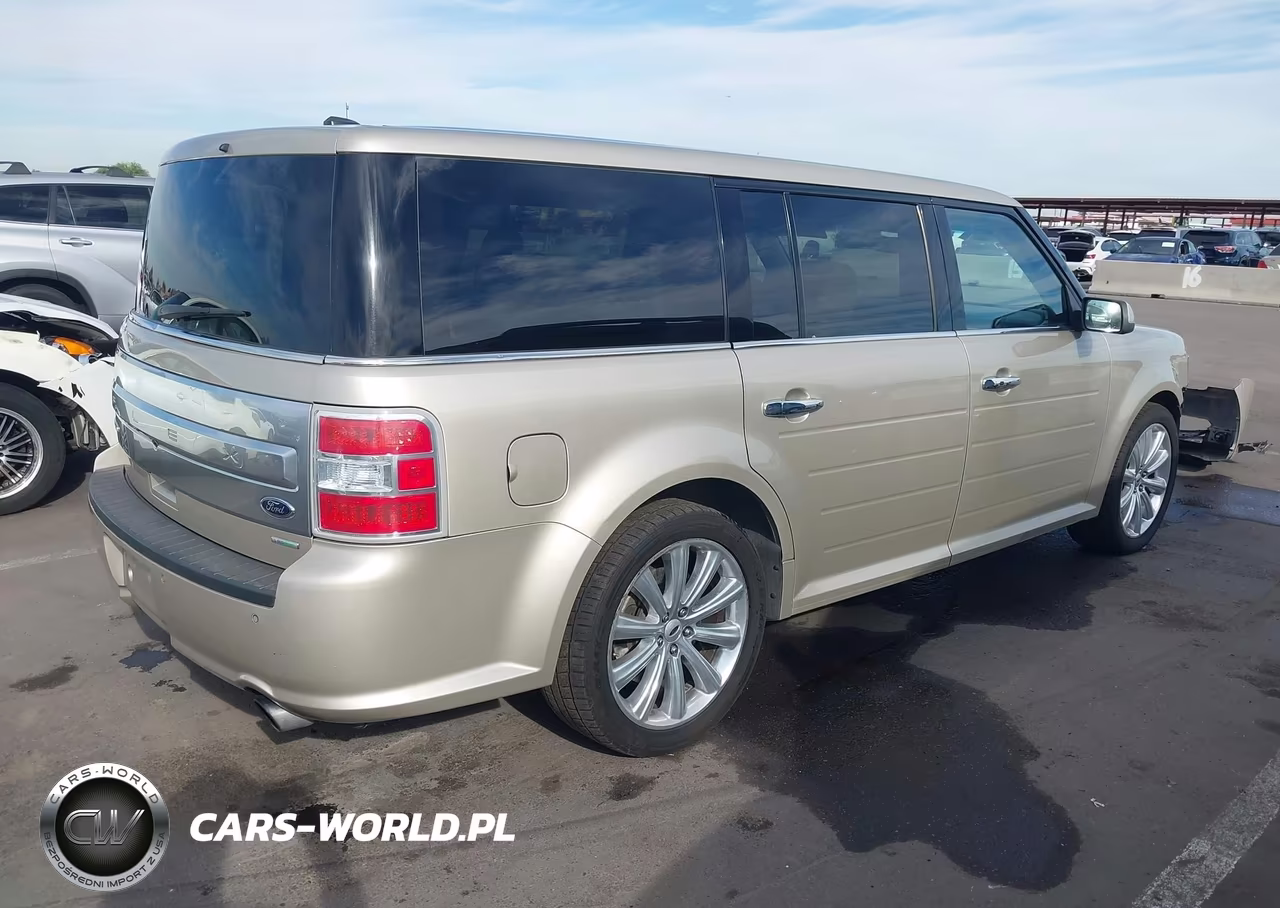 2018 Ford Flex Limited VIN:2FMHK6DT1JBA13694 - 4