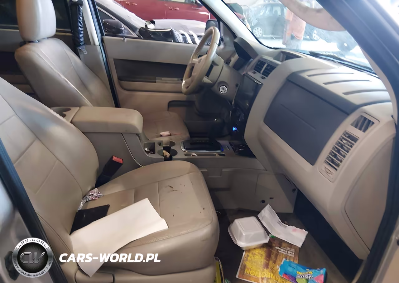 2010 Ford Escape Xlt VIN:1FMCU0D70AKD42347 - 5