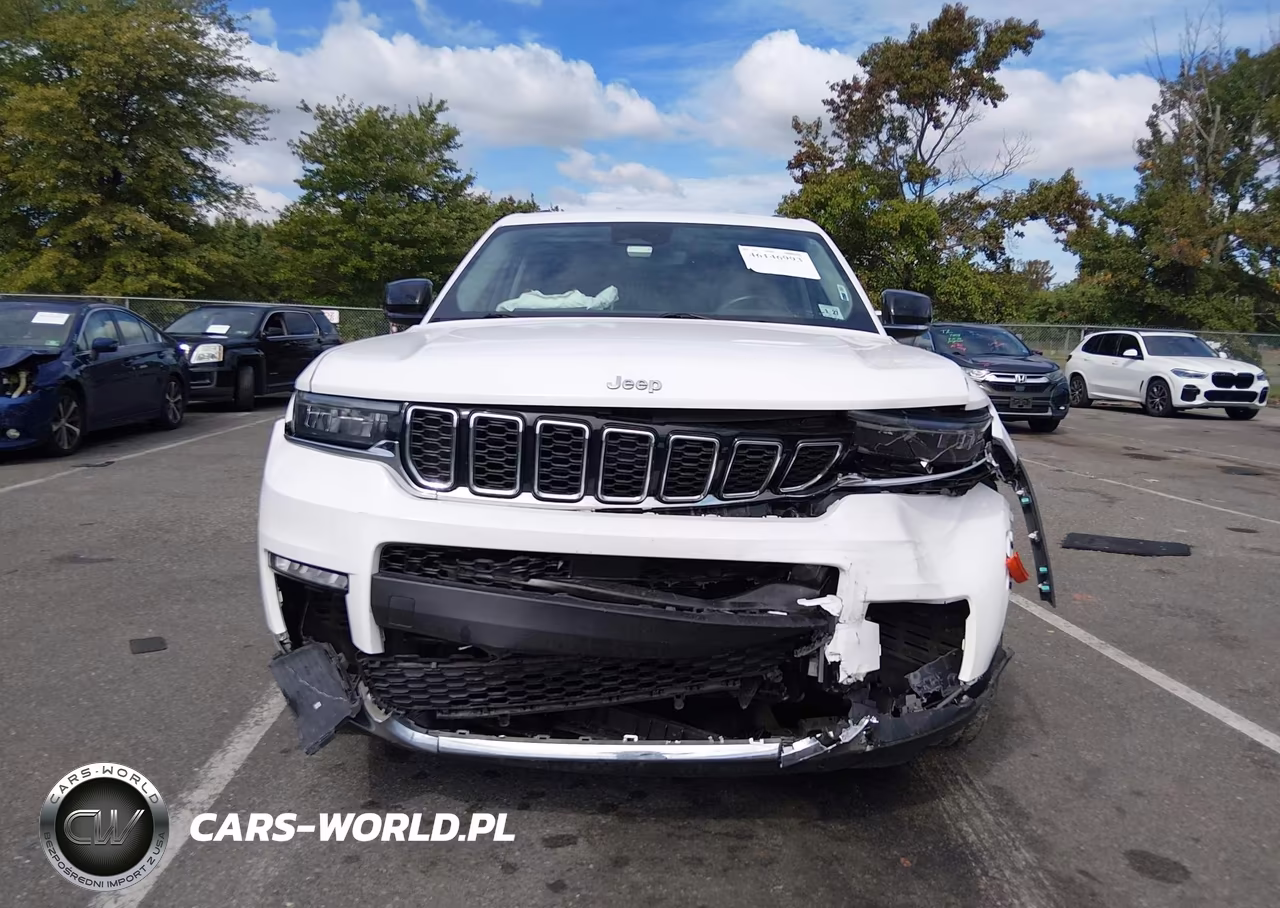 2022 Jeep Grand Cherokee L Limited 4X4 VIN:1C4RJKBG2N8638740 - 12