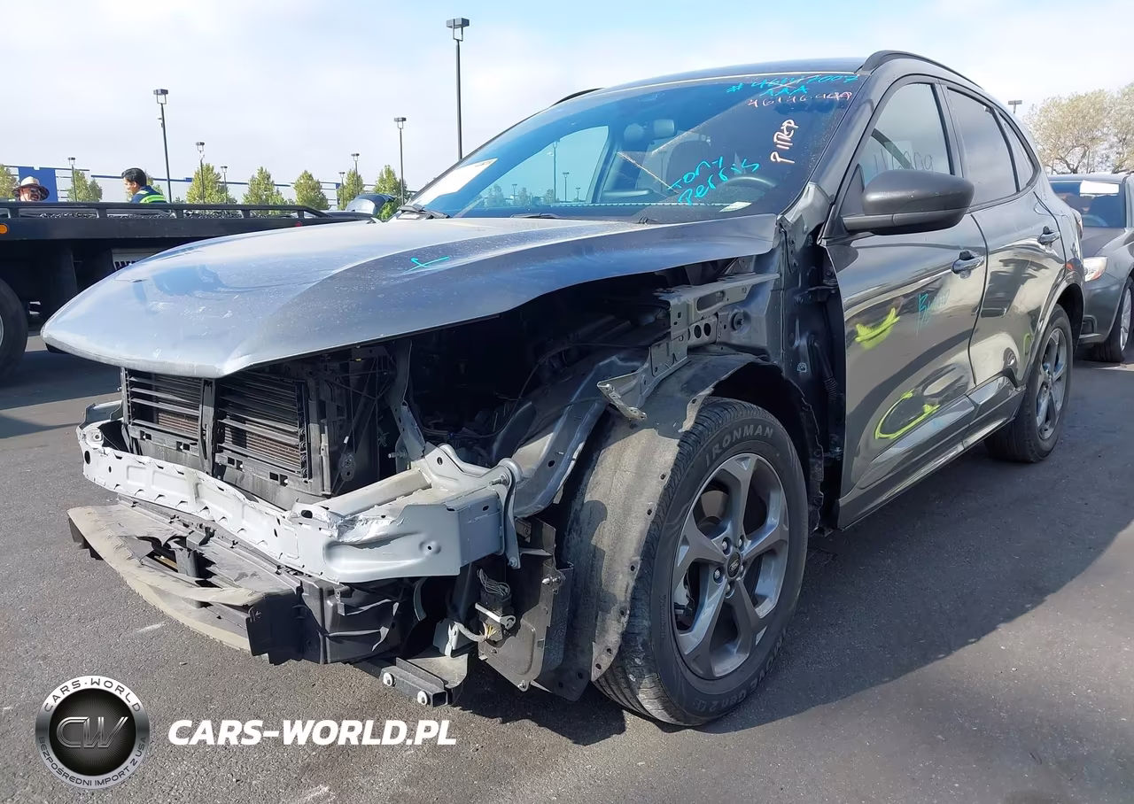 2023 Ford Escape St-Line VIN:1FMCU0MN4PUA42158 - 2