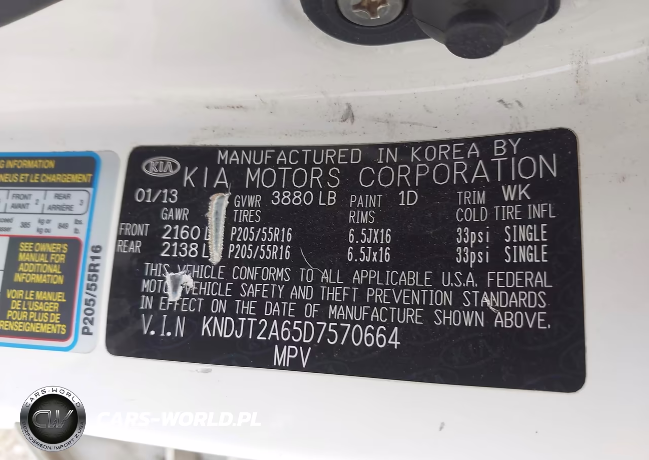2013 Kia Soul + VIN:KNDJT2A65D7570664 - 9