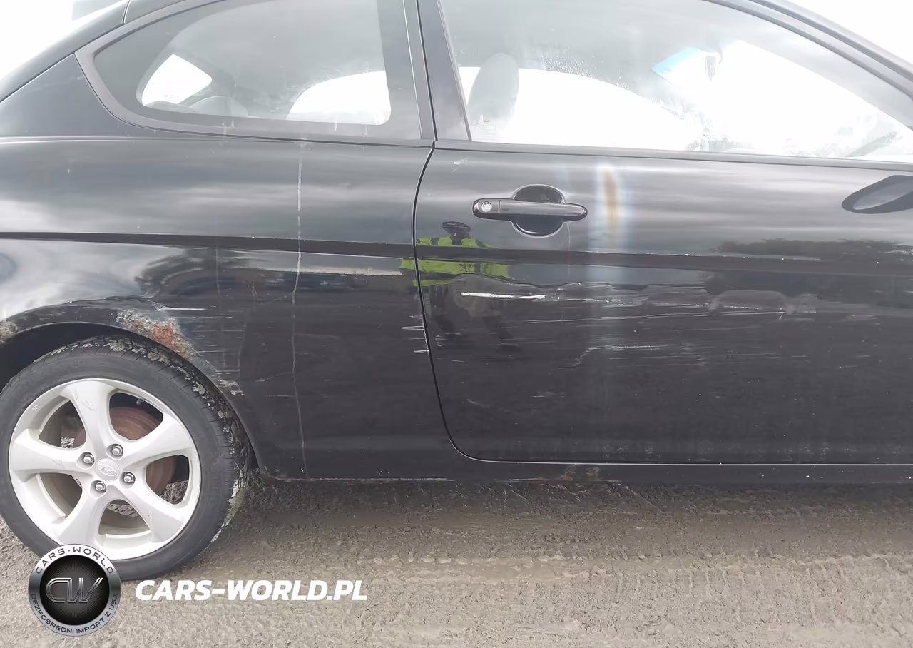 2009 Hyundai Accent Se VIN:KMHCN36C49U120905 - 6