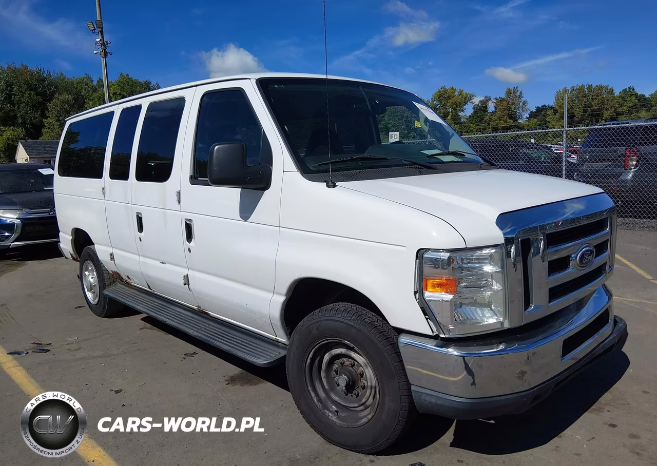 2014 Ford E-350 Super Duty Xlt