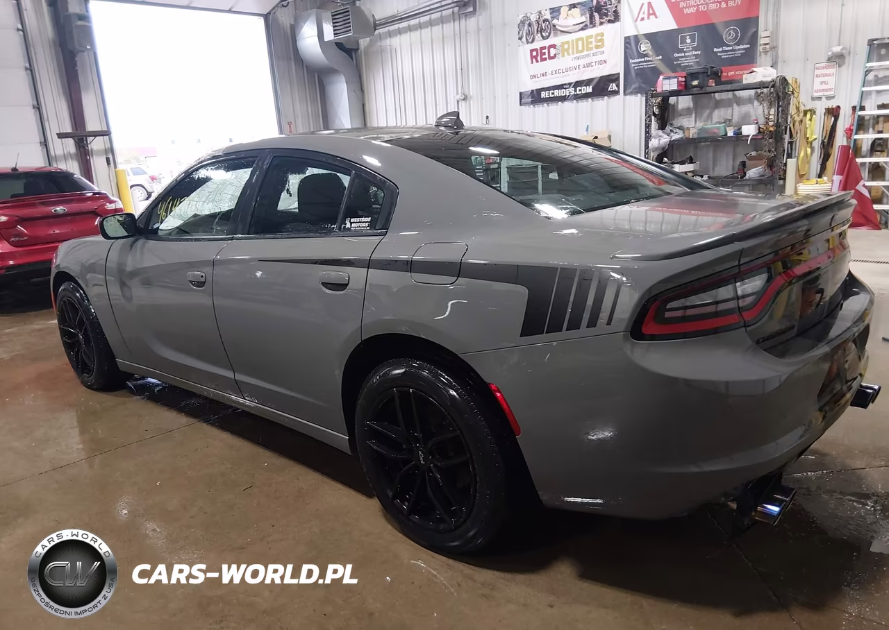 2017 Dodge Charger Sxt Awd VIN:2C3CDXJG4HH582203 - 3