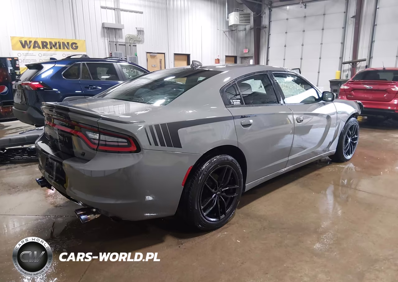 2017 Dodge Charger Sxt Awd VIN:2C3CDXJG4HH582203 - 4