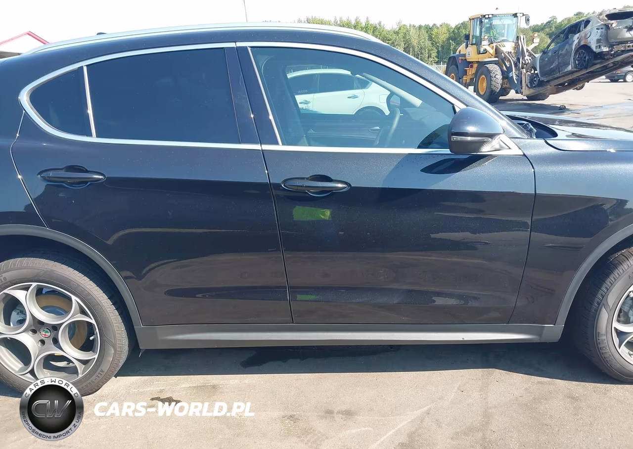 2018 Alfa Romeo Stelvio Awd VIN:ZASFAKAN1J7B84961 - 13