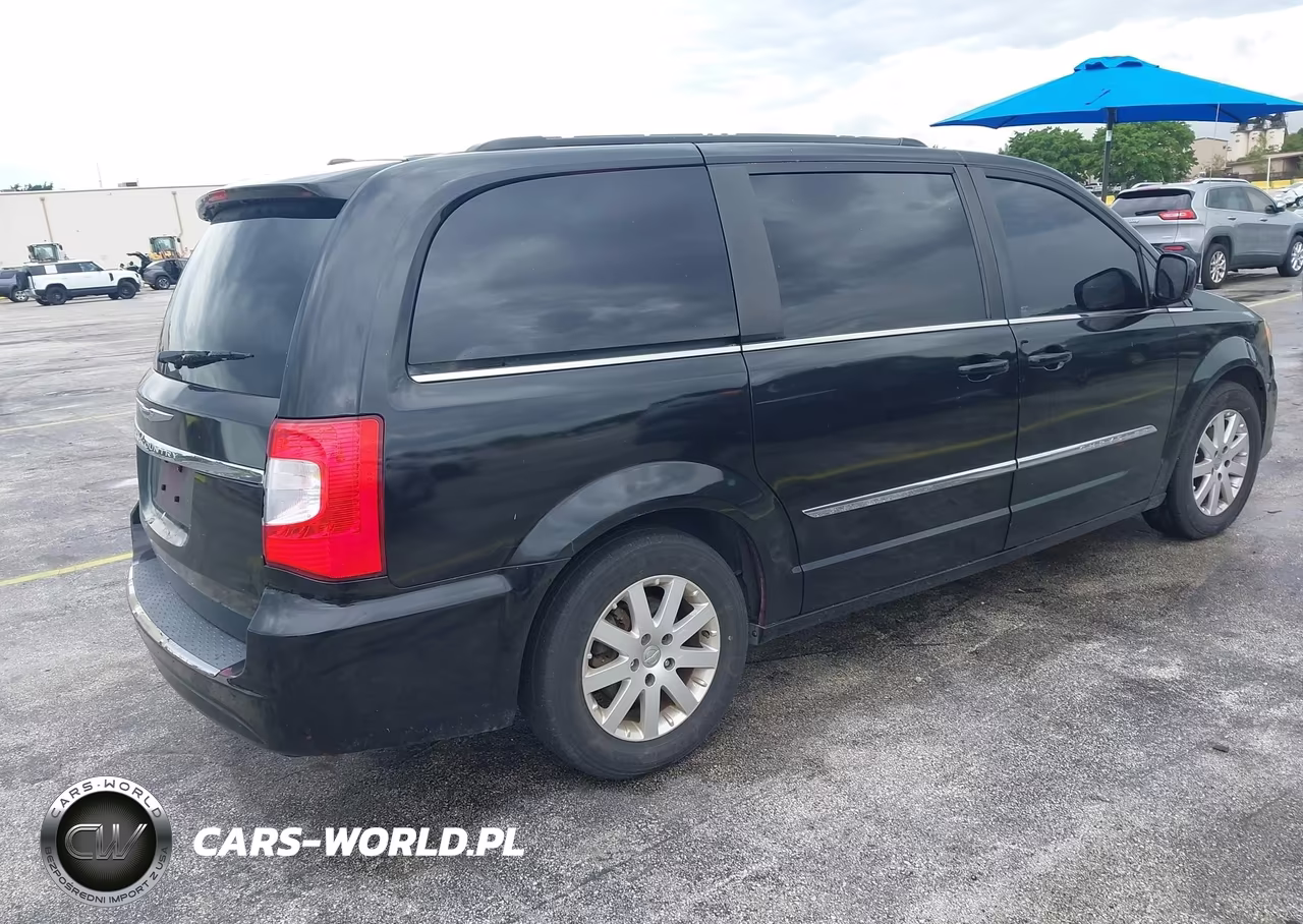 2011 Chrysler Town & Country Touring VIN:2A4RR5DG6BR637964 - 4