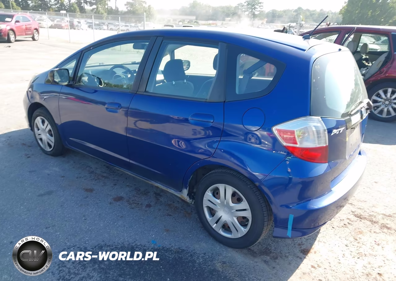 2010 Honda Fit VIN:JHMGE8G25AC000497 - 3