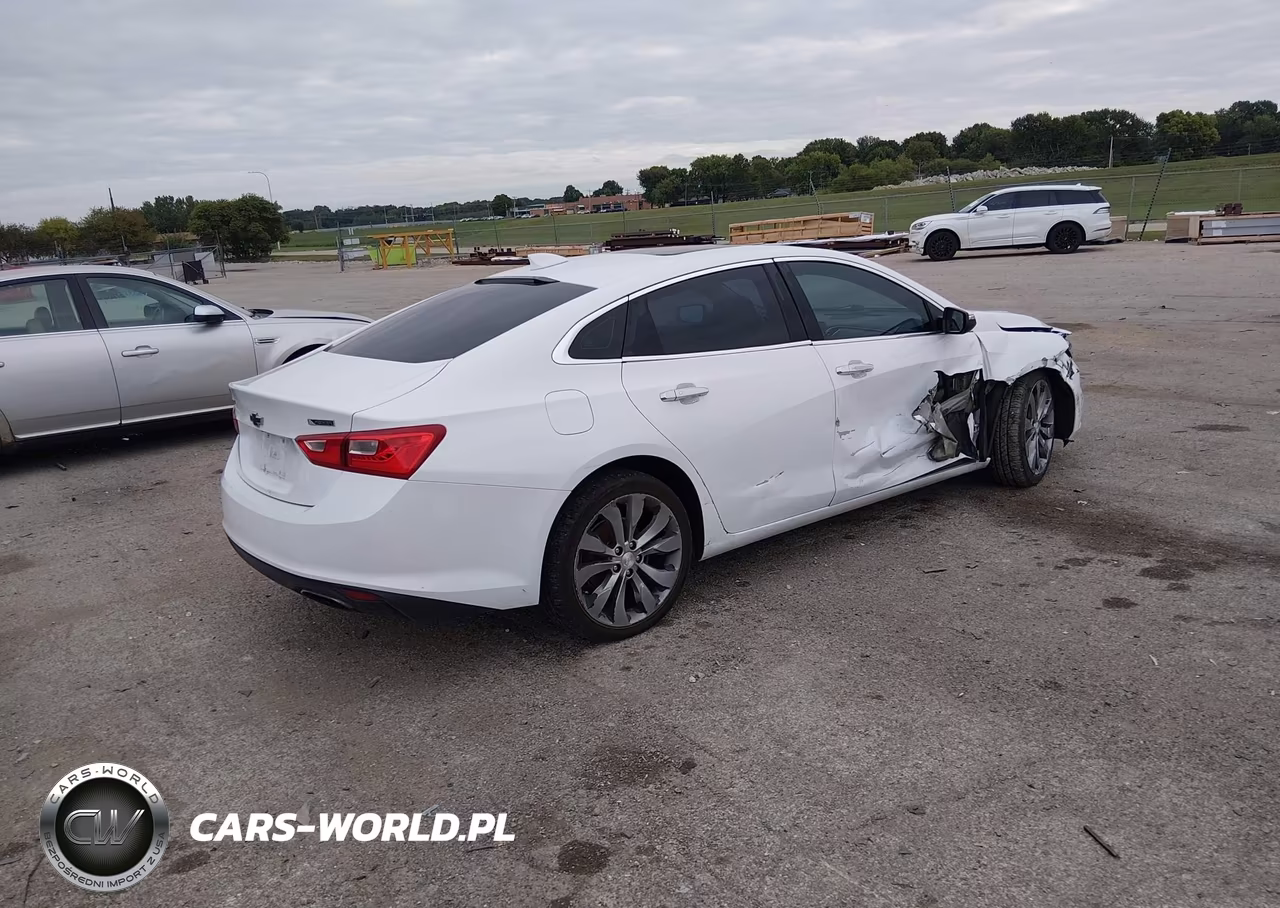 2016 Chevrolet Malibu Premier VIN:1G1ZH5SX3GF260464 - 4