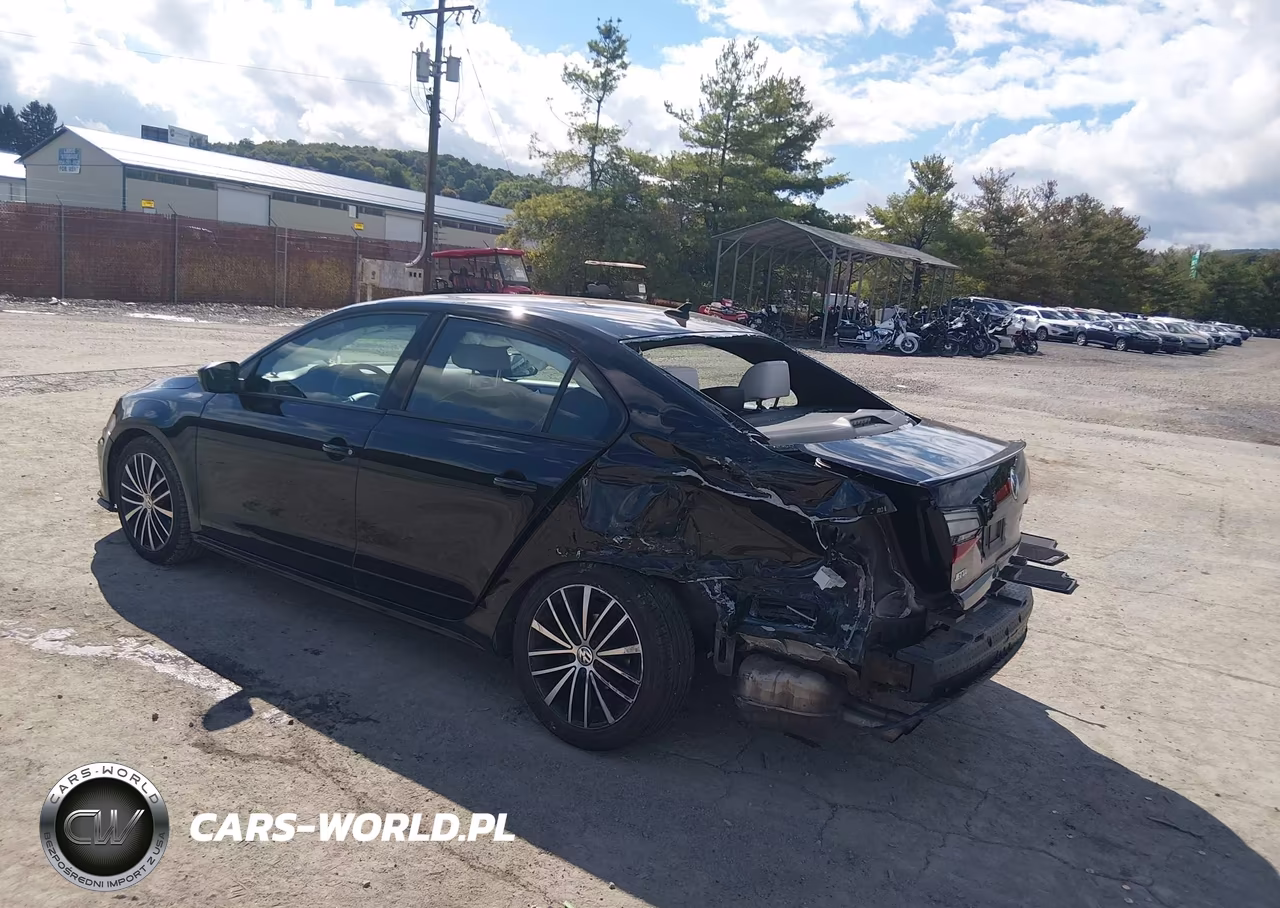 2016 Volkswagen Jetta 1.8T Sport VIN:3VWD17AJ0GM414298 - 3