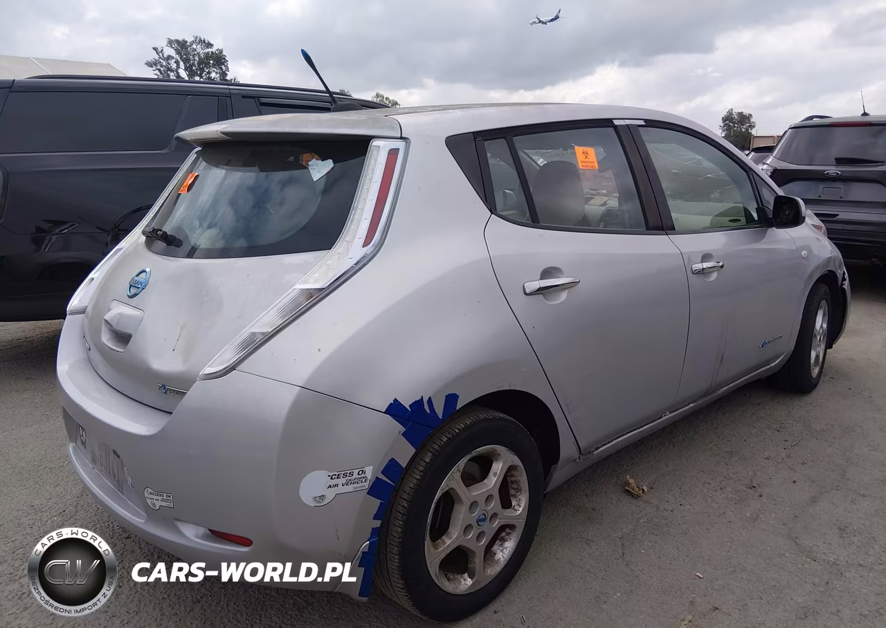 2011 Nissan Leaf Sl VIN:JN1AZ0CP4BT008724 - 4