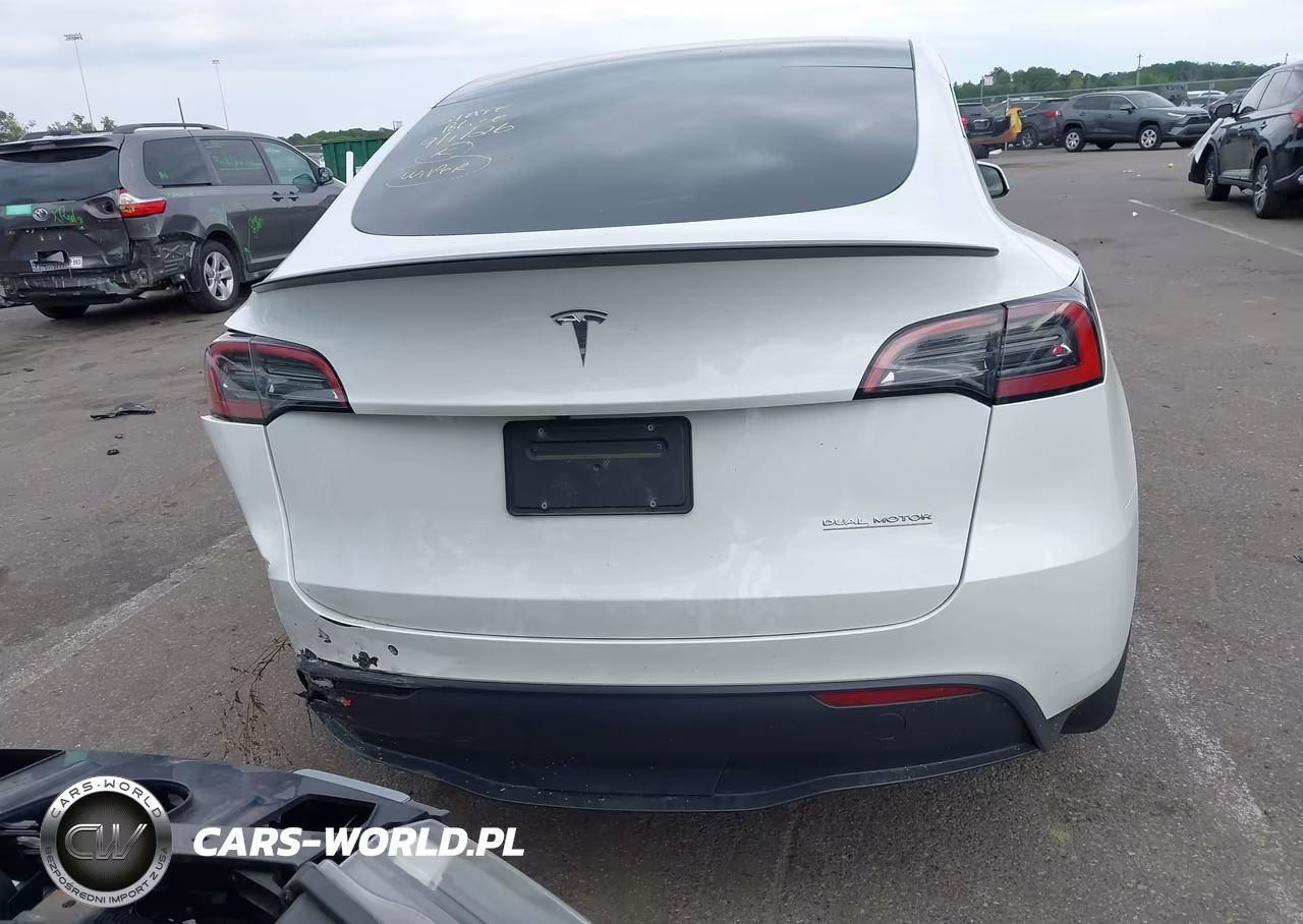 2023 Tesla Model Y Performance Dual Motor All-Wheel Drive VIN:7SAYGDEF6PF663669 - 15