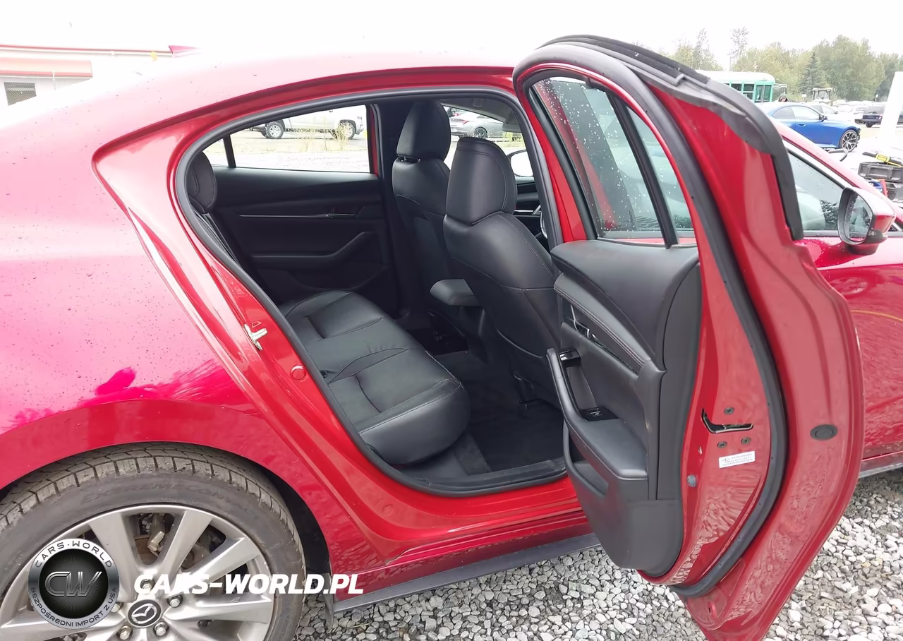 2019 Mazda Mazda3 Premium Package VIN:JM1BPBEM6K1139106 - 8