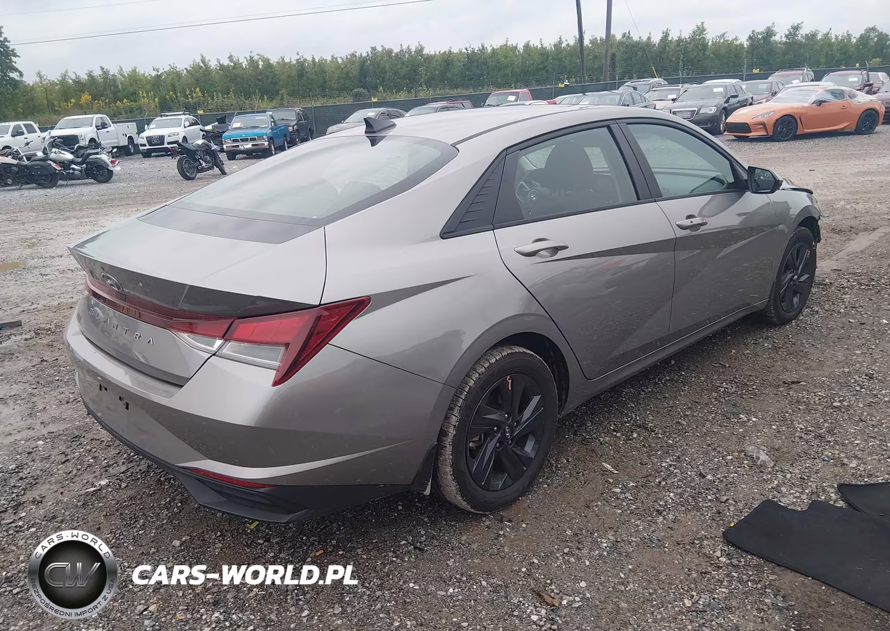2023 Hyundai Elantra Sel VIN:KMHLM4AGXPU628716 - 4