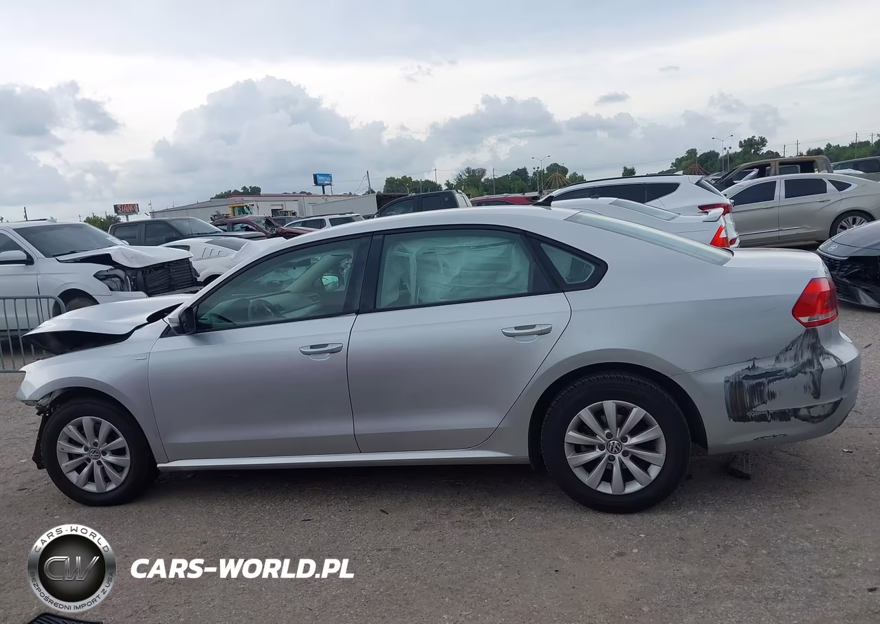 2015 Volkswagen Passat 1.8T Wolfsburg Edition VIN:1VWAS7A3XFC007252 - 14