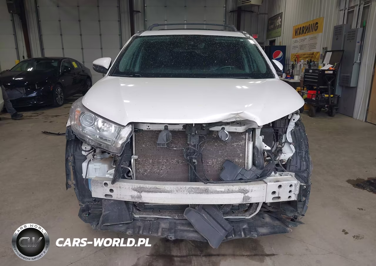 2019 Toyota Highlander Xle VIN:5TDJZRFH6KS565106 - 13