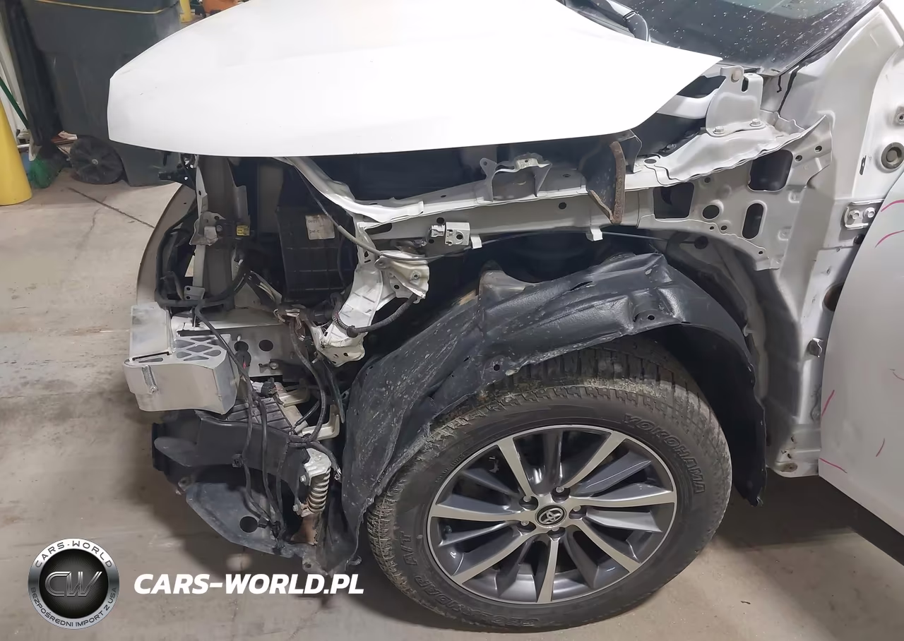 2019 Toyota Highlander Xle VIN:5TDJZRFH6KS565106 - 18