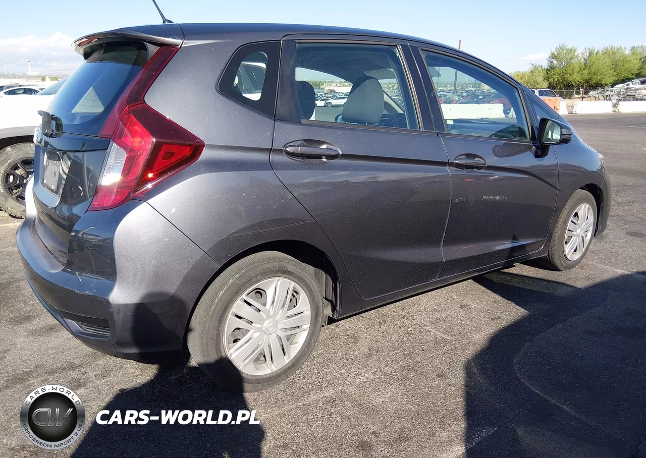 2019 Honda Fit Lx VIN:3HGGK5H4XKM740542 - 4